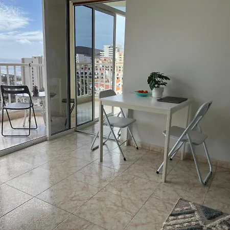 Americas Sea View And Daire